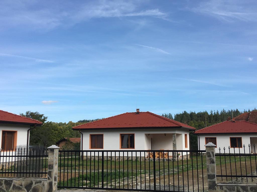 Complex Balkandzhii Априлці Номер фото